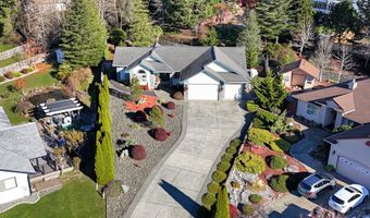 917 TIMBERLINE Dr, Brookings, OR 97415