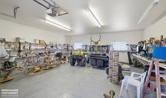 39 Nez Perce Dr, Cody, WY 82414