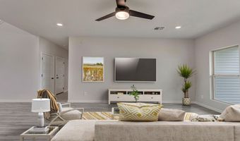 12813 LEGACY OAKS Ave, Baton Rouge, LA 70818