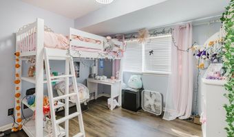 208 Edgewood Dr, Americus, GA 31709