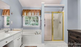1924 DeArmon Dr, Charlotte, NC 28205