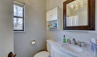 614 E 14th St, Baxter Springs, KS 66713