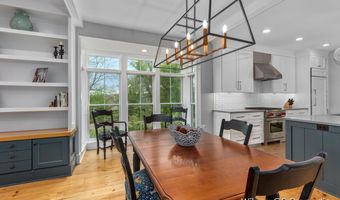 631 Greenslate Dr SE, Ada, MI 49301