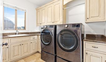 151 W GLACIER LILY Dr N, Alpine, UT 84004