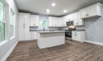 476 NE 2nd St, Arab, AL 35016