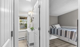 51 Osceola Ave, Narragansett, RI 02882