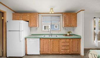 806 S Heights Ln, Billings, MT 59105