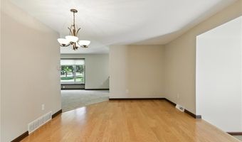 53 Christine Dr, Amherst, NY 14228