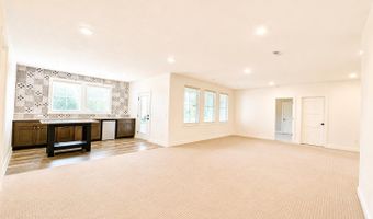 1502 N Shadow Rock Dr, Andover, KS 67002