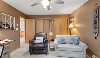 129 Woodbury, Blakeslee, PA 18610