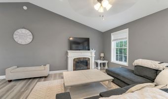 123 Parade Rd, Barnstead, NH 03218