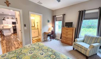 7 Great Hill Ln, Arundel, ME 04046