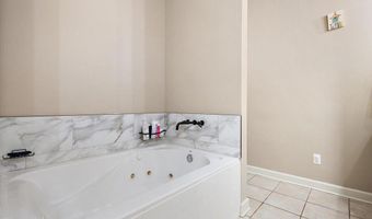 437 Old Town Cir, Brandon, MS 39042