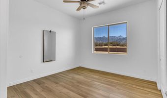 135 W Hawk Way, Amado, AZ 85645