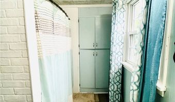 870 Parkway Blvd, Alliance, OH 44601