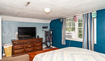 2005 N Dakota Ave, Ames, IA 50014