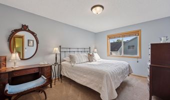 10555 56th St NE, Albertville, MN 55301
