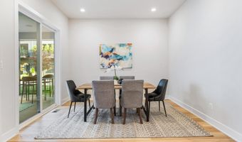 6908 GREYSWOOD Rd, Bethesda, MD 20817