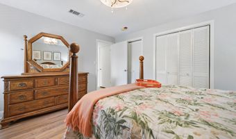 1130 Beach Blvd 404, Biloxi, MS 39530
