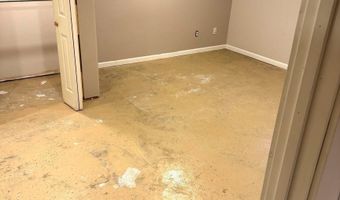 121 N Woodworth St, Algona, IA 50511