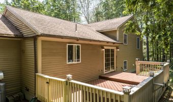 9 Kennebec Cir, Bath, ME 04530