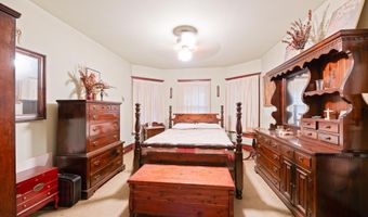 17 E 39TH St, Bayonne, NJ 07002