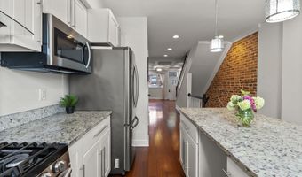 330 S CLINTON St, Baltimore, MD 21224