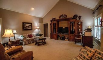 171 HUNTINGTON Trce, Anniston, AL 36207