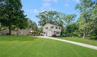 22 Clyde St, Blackstone, MA 01504