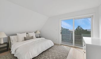 129 Marine Blvd, Amagansett, NY 11930