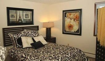 123 Apt # 11 Peppertree Dr, Amherst, NY 14228