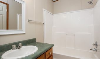 1166 DEARMANVILLE Dr, Anniston, AL 36207