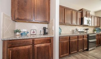 112 Scotch Moss Dr, Advance, NC 27006