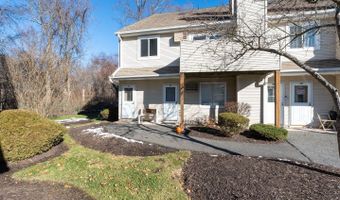 136 Pembroke Rd 9-78, Danbury, CT 06811