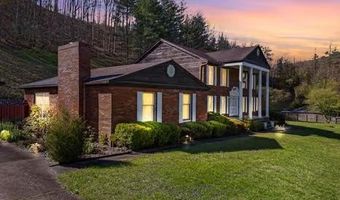 152 Daniels Crk, Banner, KY 41603