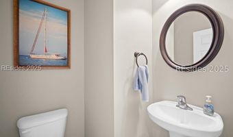 7 Stonesthrow Ct, Bluffton, SC 29910