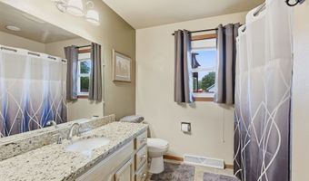 1786 SCHAEFER Cir, Appleton, WI 54915