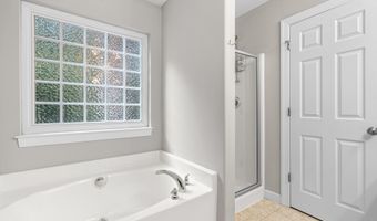 345 Anterbury Dr, Apex, NC 27502