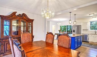 29 Lake Ave, Barrington, RI 02806