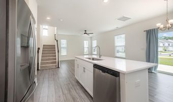 80 Nailsworth St, Angier, NC 27501