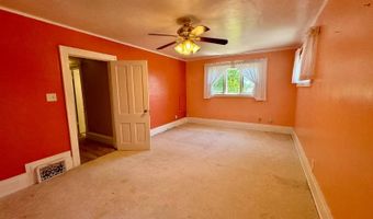 1007 5th St, Britton, SD 57430