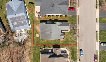 84 Chain Blvd, Bayville, NJ 08721