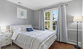 276 N Amherst Rd, Bedford, NH 03110