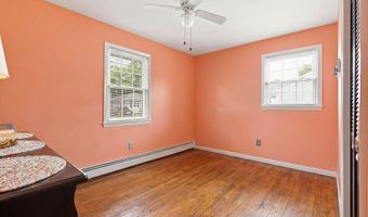 327 Pacific Ave, Beachwood, NJ 08722
