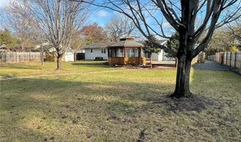 13828 Crosstown Dr NW, Andover, MN 55304