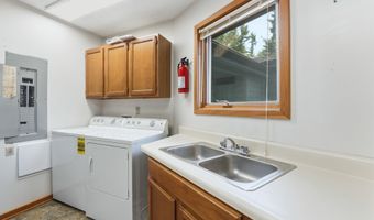 215 Lane 100 Pine Canyon Lk, Angola, IN 46703