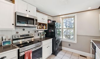 16 Murray St, Augusta, ME 04330