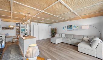 75-5782 KUAKINI Hwy 311, Kailua Kona, HI 96740