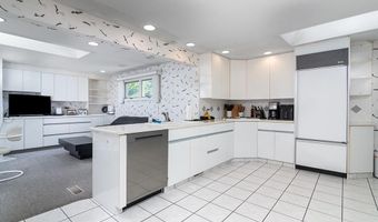 64 Amherst Rd, Cranston, RI 02920