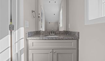 1010 W Saunders Ave, Aberdeen, NC 28315